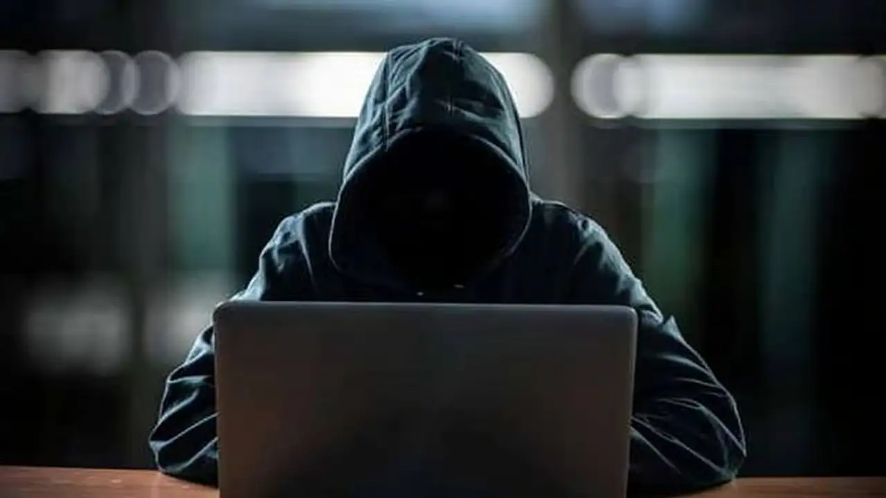 ضحايا الابتزاز.. متى يحق لكم قانونًا المطالبة بتعويض وما هي شروطه
